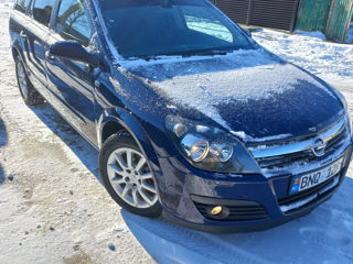 Opel Astra foto 1