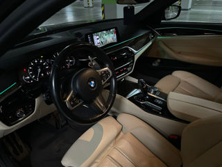 BMW 5 Series foto 9