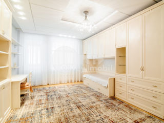 Apartament cu 3 camere, 150 m², Centru, Chișinău foto 14