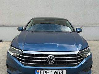 Volkswagen Jetta foto 2