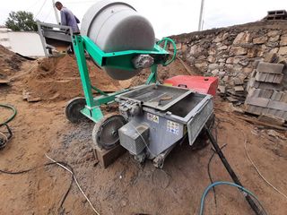 Tecuiala mecanizată tradiţională ciment-nisip-var 220 V foto 3