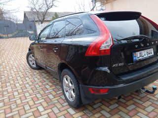 Volvo XC60 foto 4