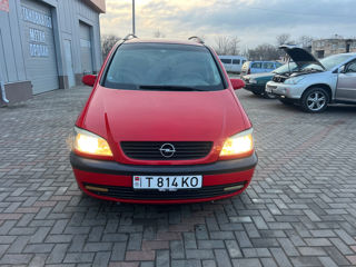 Opel Zafira foto 10