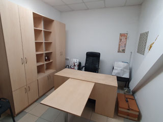 Продается новая офисная мебель,сейф foto 1