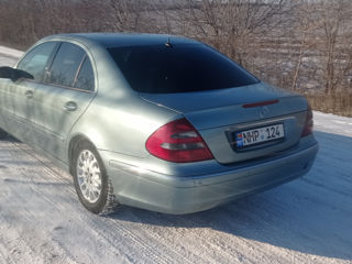 Mercedes E Class foto 4