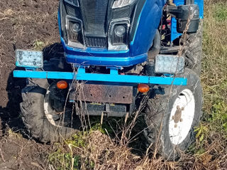 Mini tractor de 35 cai putere 44 tractiune prin cardan complet prițăp ,plug si freza