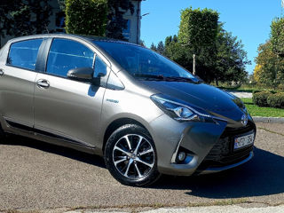 Toyota Yaris foto 1