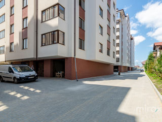 Apartament cu 2 camere, 62 m², Durlești, Chișinău foto 3