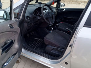 Opel Corsa foto 2