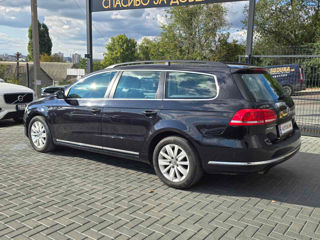 Volkswagen Passat foto 8