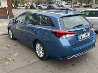 Toyota Auris foto 2