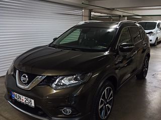 Nissan X-Trail foto 1