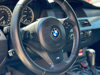 BMW 5 Series foto 6