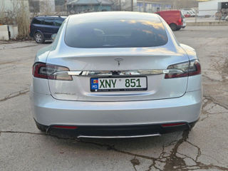 Tesla Model S foto 5