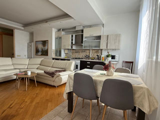2-комн. кв., 60 м², 4/6 эт.