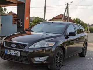 Ford Mondeo foto 2