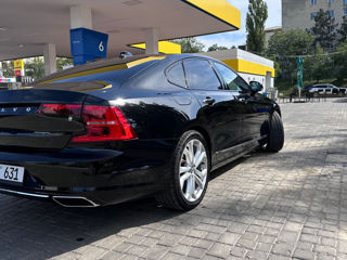 Volvo S90 foto 1