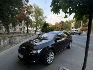 Skoda Superb foto 1