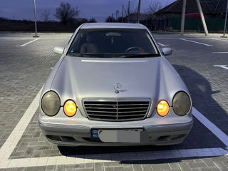 Mercedes E-Class