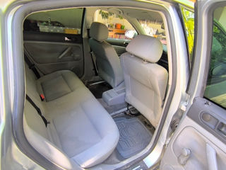 Volkswagen Passat foto 7