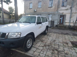 Nissan Patrol foto 2