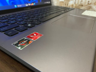 Asus VivoBook X512DA foto 4