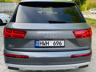 Audi Q7 foto 5