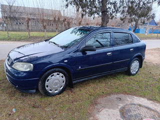 Opel Astra foto 2