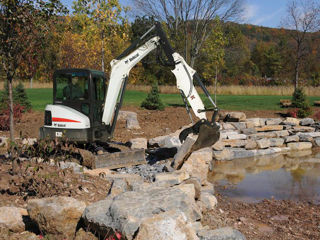 Bobcat Servicii Excavator Miniexcavator