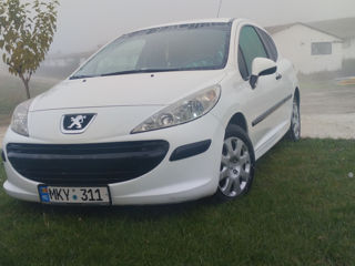 Peugeot 207 foto 9