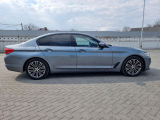 BMW 5 Series foto 8