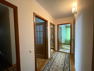 Apartament cu 4 camere, 100 m², Râșcani, Chișinău foto 4