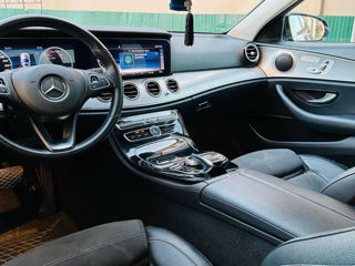 Mercedes E-Class foto 5