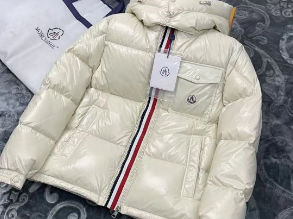 Moncler puffer foto 3