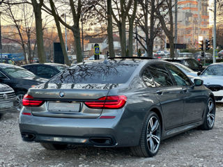 BMW 7 Series foto 4