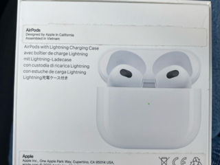 AirPods generatia 3 Originale foto 3