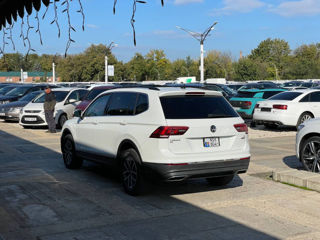 Volkswagen Tiguan foto 3