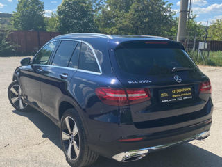 Mercedes GLC foto 6