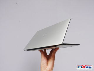 Dell XPS 13 9380 / 13.3" (1920x1080) IPS / Intel Core i7-8565U (4 (8) nuclee 1.8 - 4.6 GHz) / 16 GB foto 7