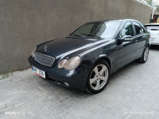 Mercedes C-Class