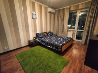 Apartament cu 2 camere, 80 m², Buiucani, Chișinău