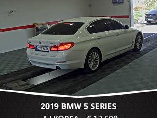 BMW 5 Series foto 5