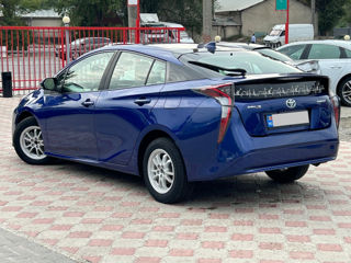 Toyota Prius foto 3