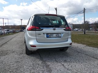 Opel Zafira foto 4