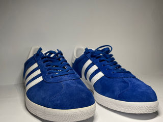 Vând ghete adidas gazelle foto 3