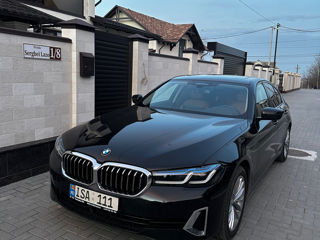 BMW 5 Series foto 1