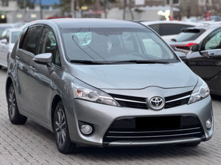 Toyota Verso foto 4