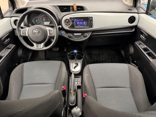 Toyota Yaris foto 11