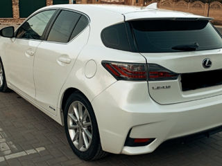 Lexus CT Series foto 3