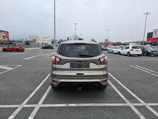 Ford Kuga foto 4